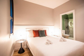 P3MAL1076- Beautiful 2BR newly refurbished